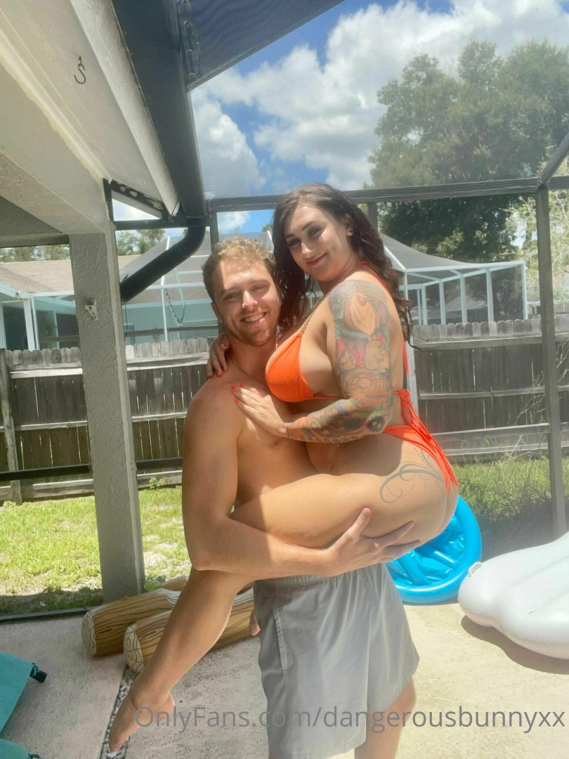 Photo by dangerousbunnyxx published on October 12,2023 01:12:32 - BestThots