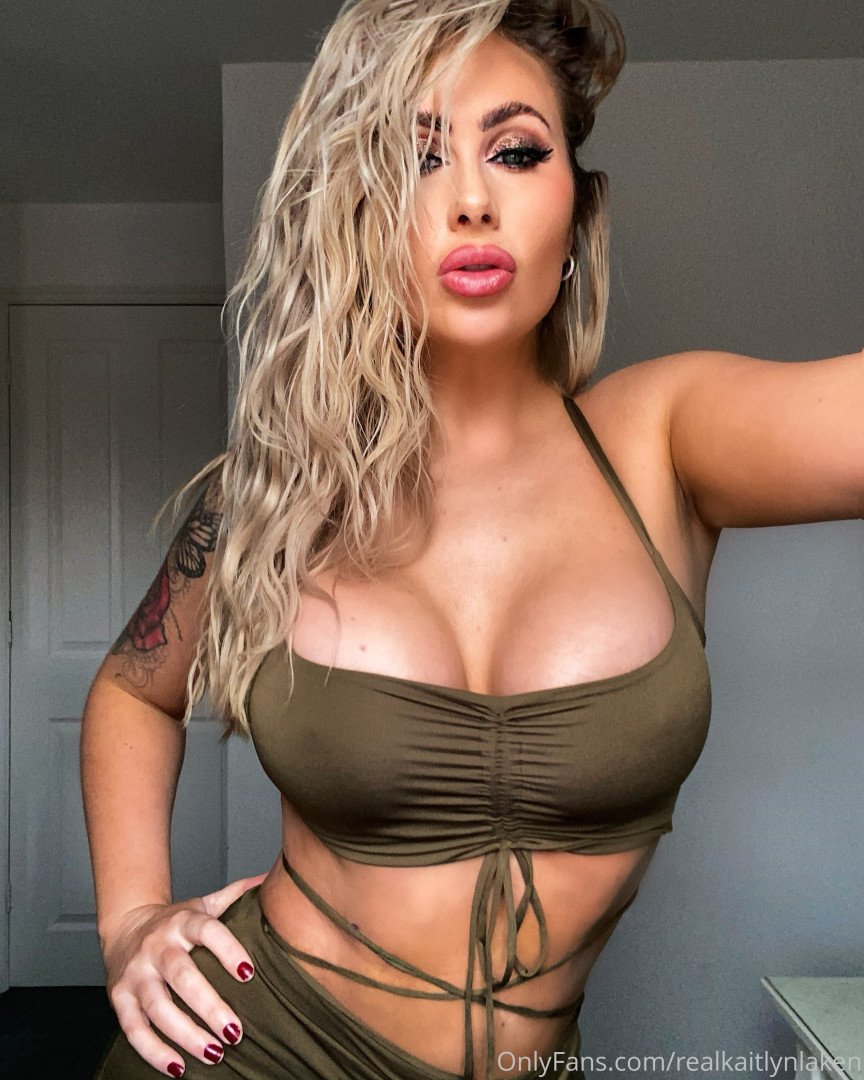 Photo by sexykaitlin published on June 25,2023 14:06:56 - BestThots