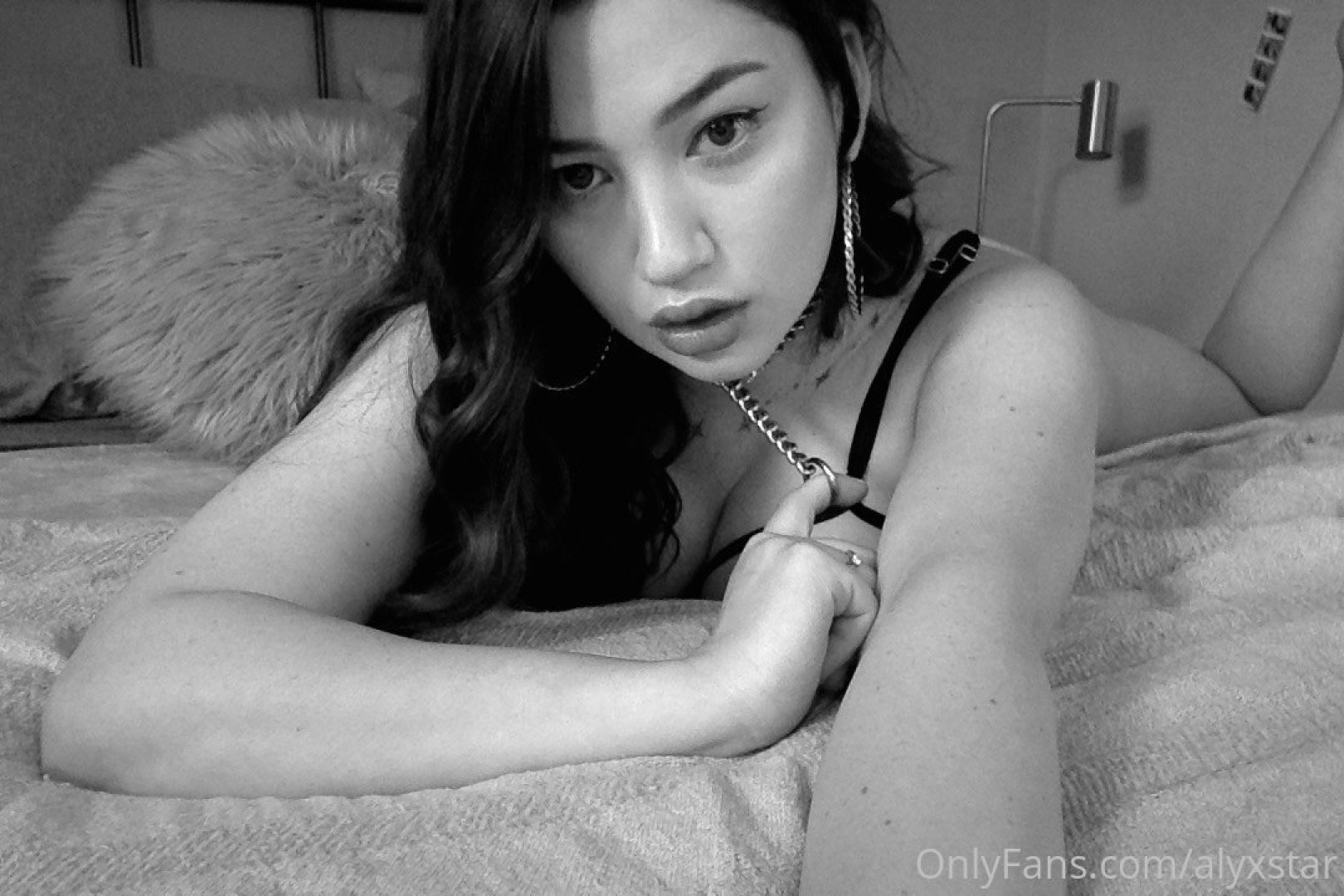 Photo by alyxstar published on August 8,2023 23:34:45 - BestThots