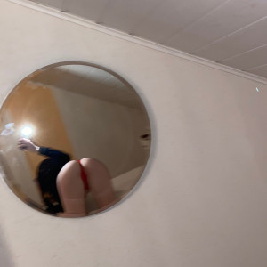 claraslittlesecret #885695