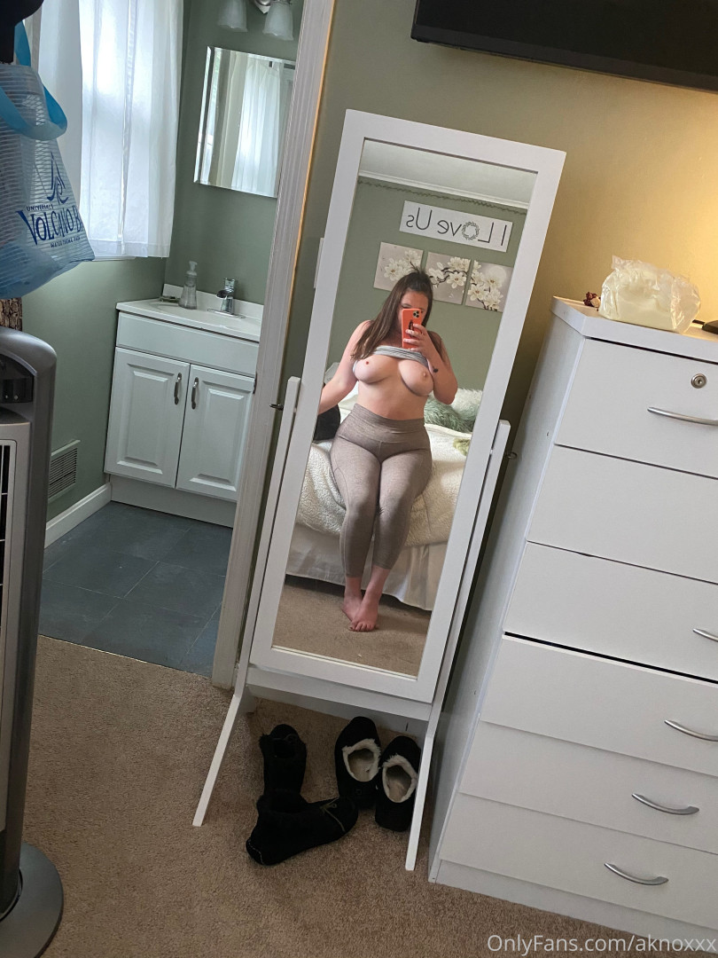 Photo by aknoxxx published on October 16,2023 11:32:38 - BestThots