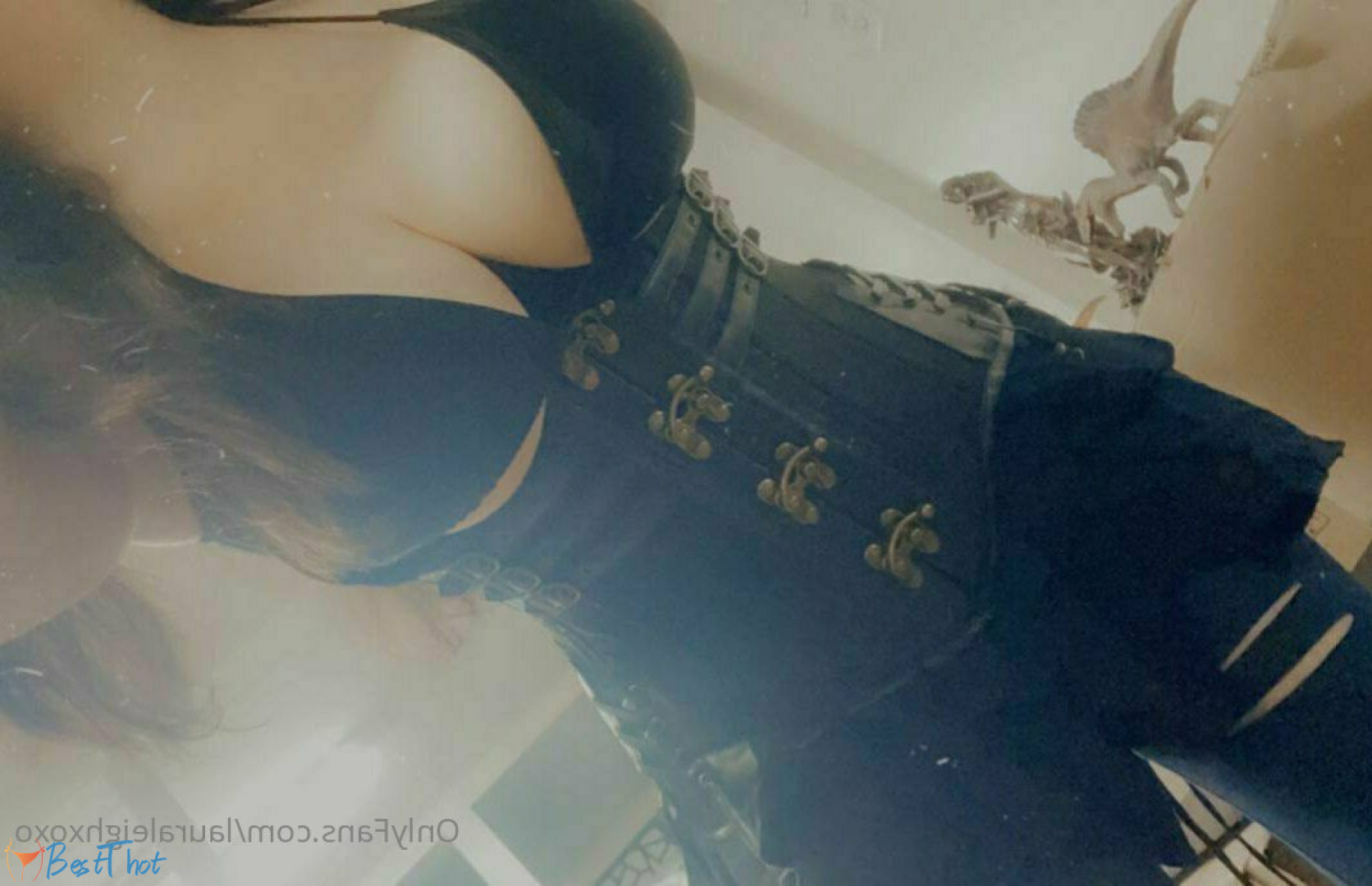 lauraleighxoxo #9416905