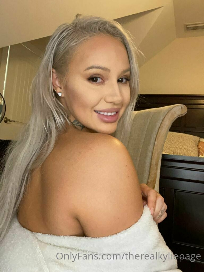 Photo by therealkyliepage published on August 2,2023 18:33:32 - BestThots