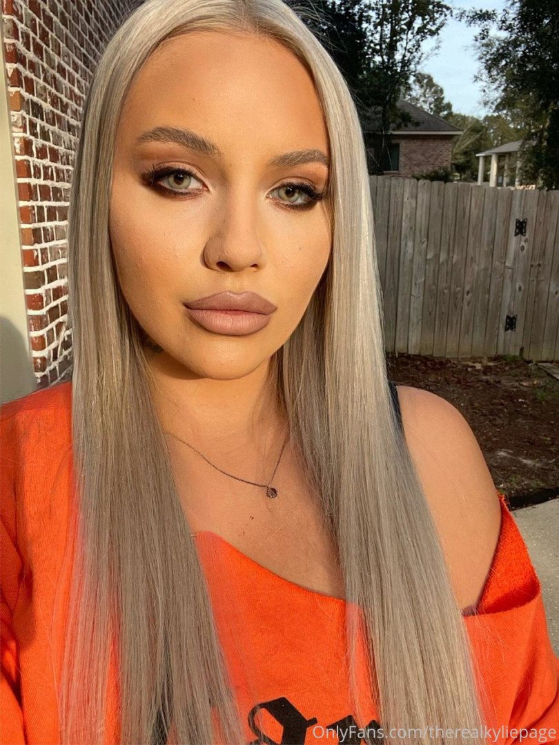 Photo by therealkyliepage published on August 2,2023 18:37:56 - BestThots