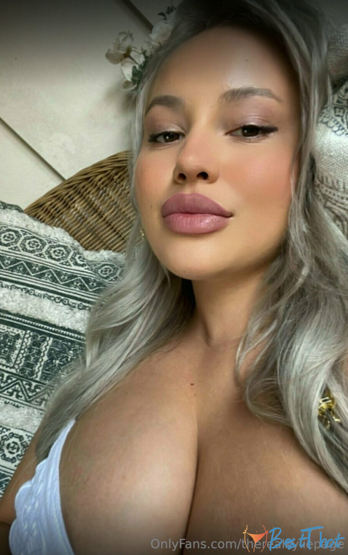 Photo by therealkyliepage published on January 25,2025 23:01:29 - BestThots