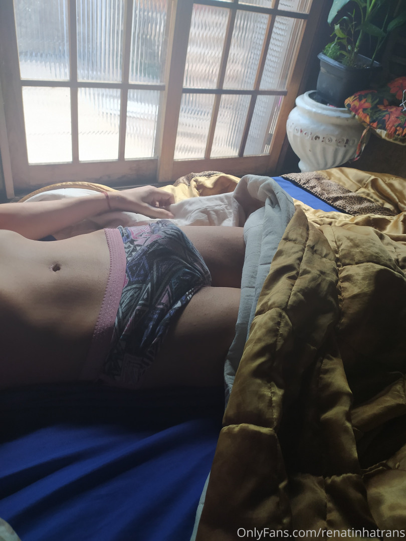 Photo by renatinhatrans published on June 5,2023 21:53:33 - BestThots