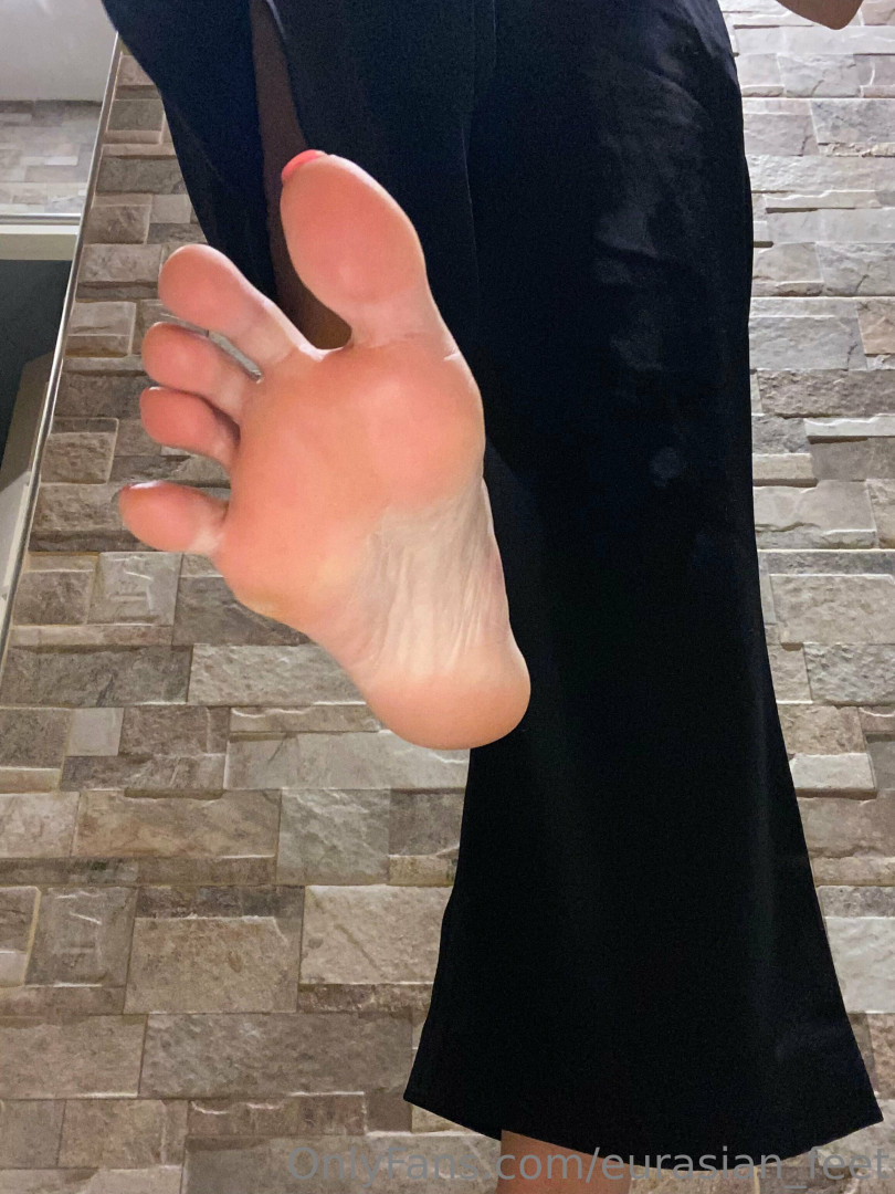 Photo by eurasian_feet published on August 1,2023 17:14:55 - BestThots