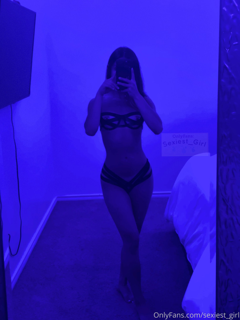 Photo by sexiest_girl published on October 16,2023 07:39:16 - BestThots