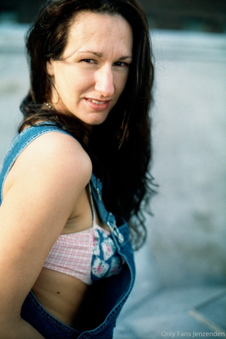 Photo by zendenjen69 published on May 15,2023 15:43:13 - BestThots