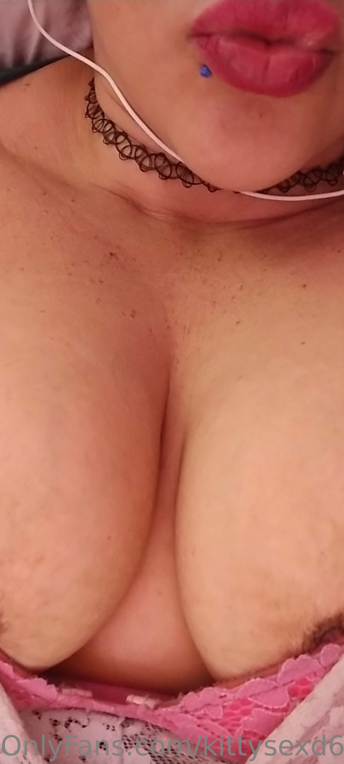 Photo by kittysexd69 published on October 11,2023 03:30:17 - BestThots