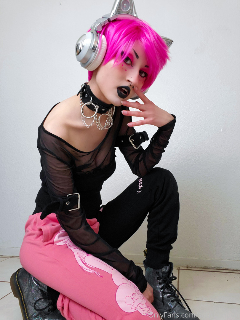 Photo by sourbunbun published on August 2,2023 19:22:35 - BestThots