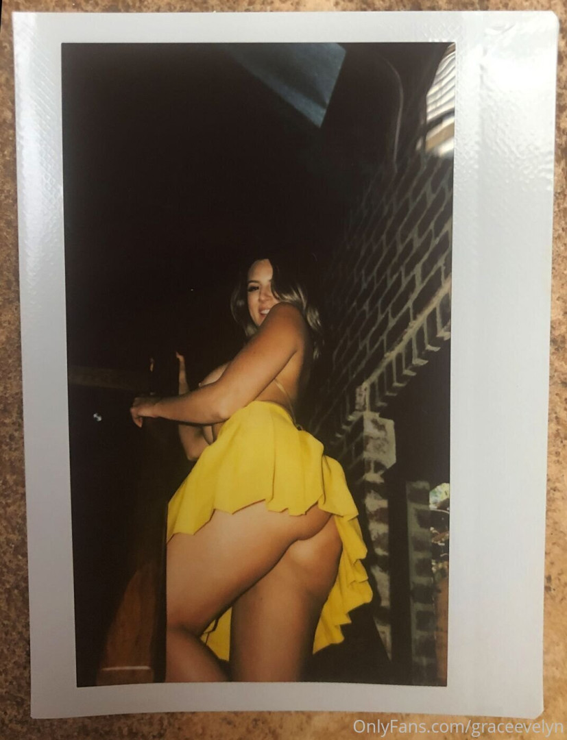 Photo by sophiagrace_ published on May 17,2023 18:54:50 - BestThots