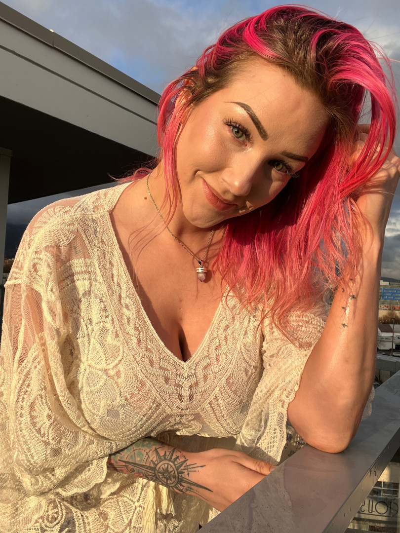 Photo by xsofiasunshine published on October 17,2023 00:07:57 - BestThots