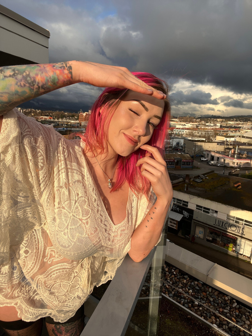 Photo by xsofiasunshine published on October 17,2023 00:14:47 - BestThots