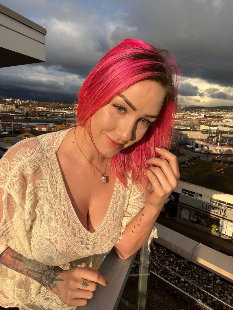 Photo by xsofiasunshine published on October 17,2023 00:16:56 - BestThots