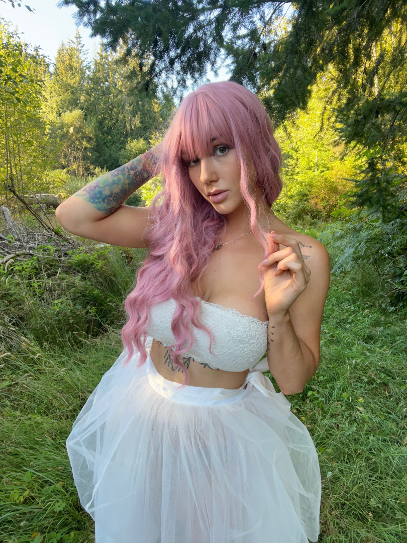 Photo by xsofiasunshine published on October 17,2023 00:34:10 - BestThots