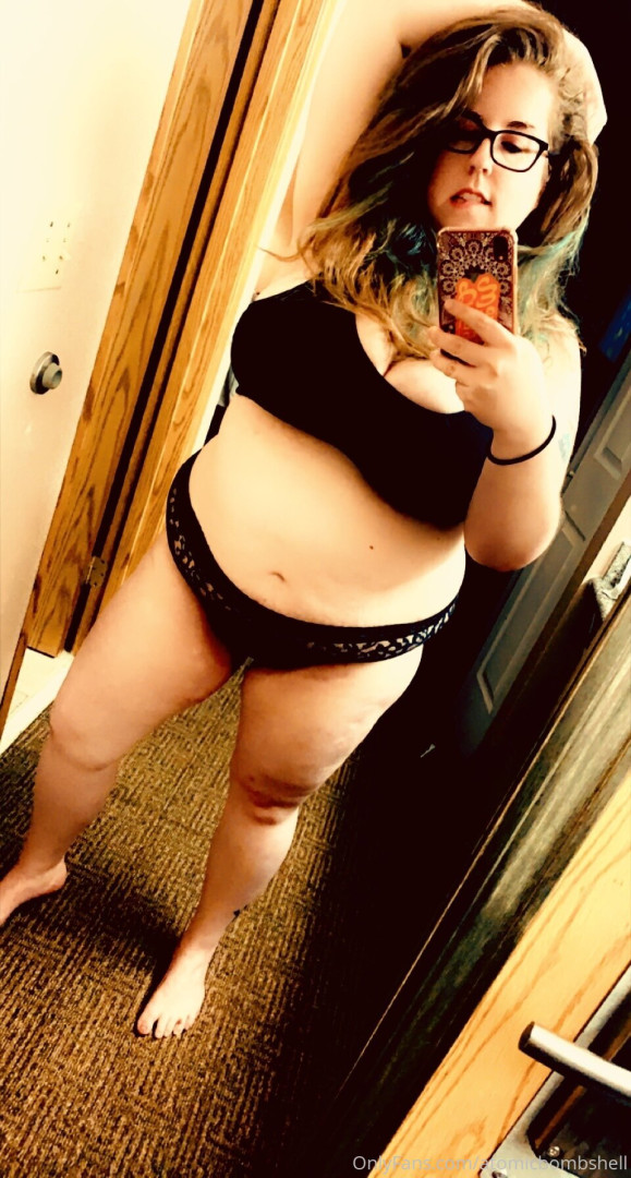 Photo by atomicbombshell published on June 21,2023 10:55:14 - BestThots