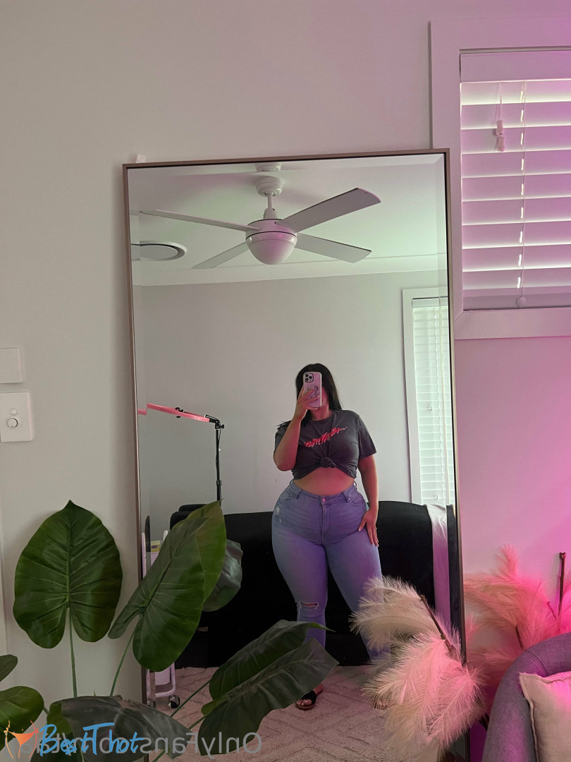 Photo by taaij published on January 3,2025 20:21:54 - BestThots