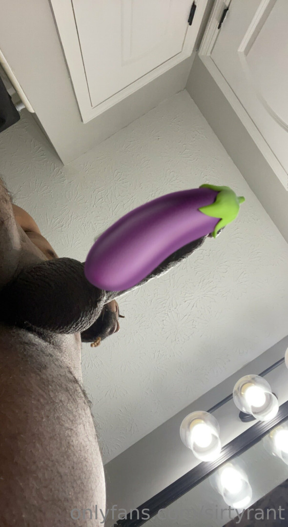 Photo by sirtyrant published on May 17,2023 23:47:24 - BestThots