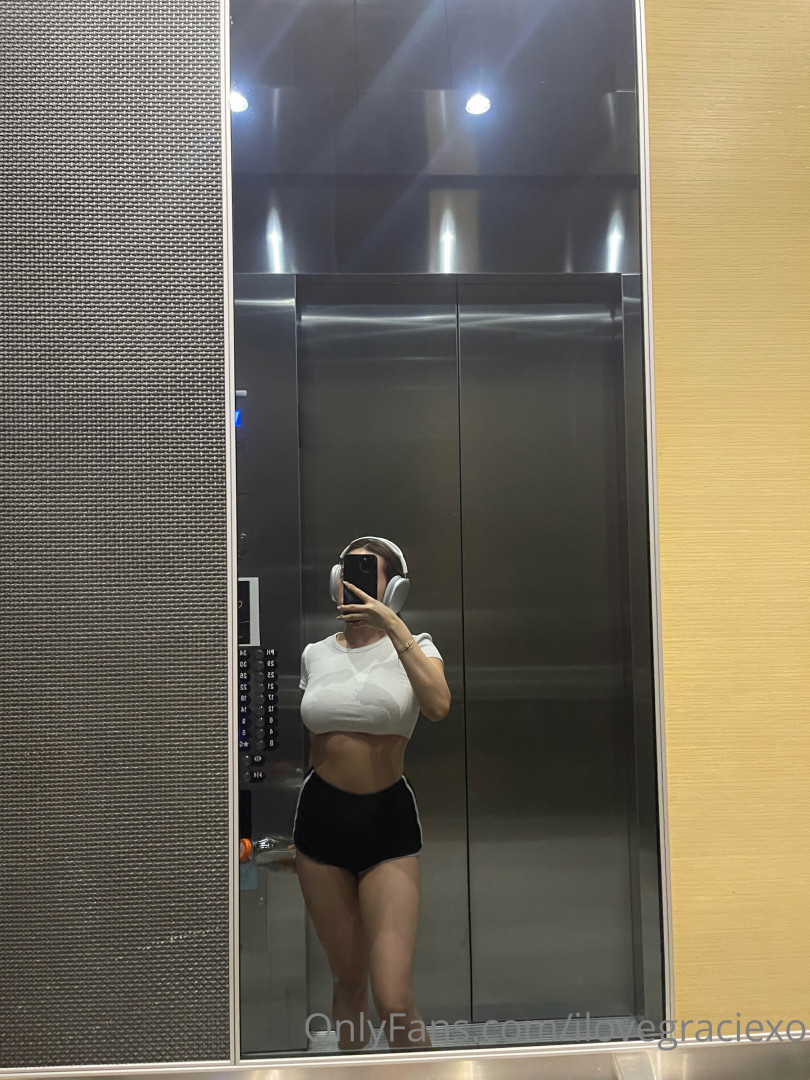 Photo by ilovegraciexo published on October 16,2023 21:20:35 - BestThots