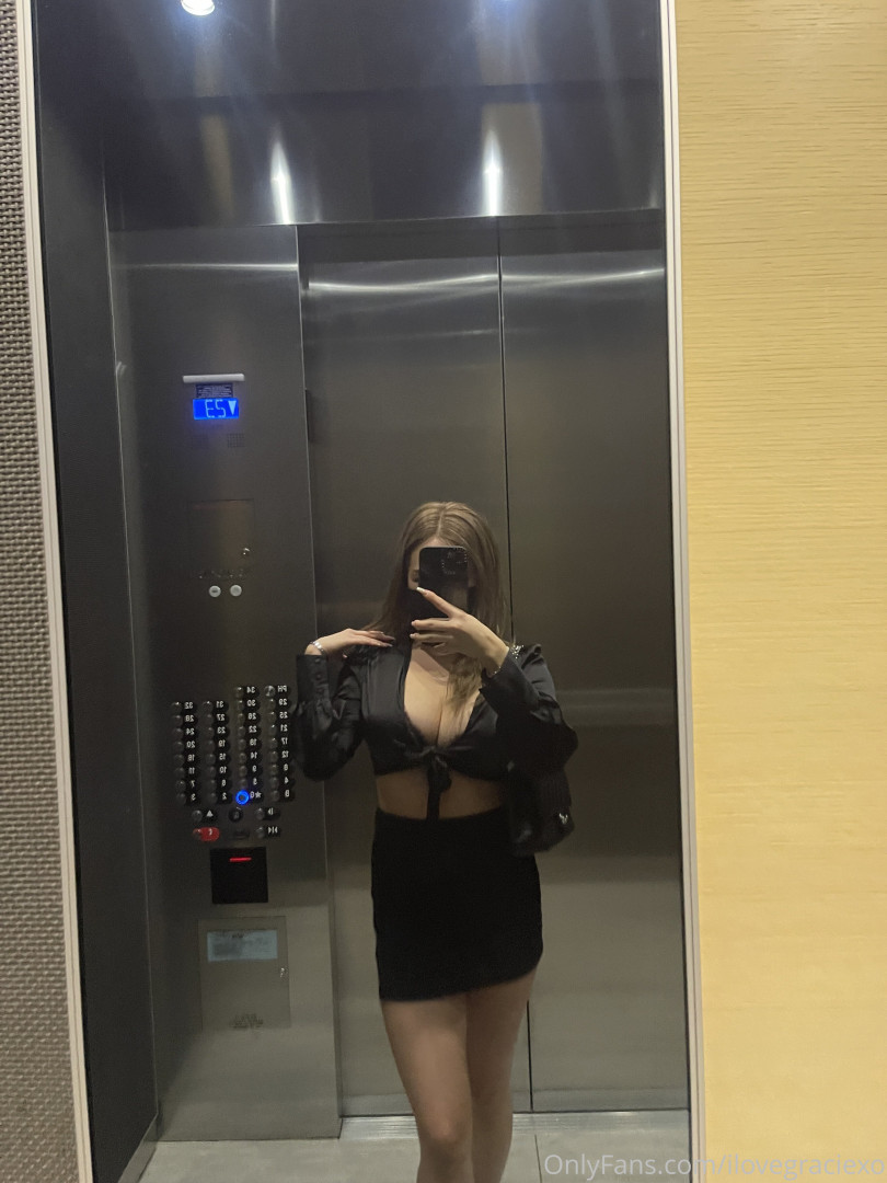 Photo by ilovegraciexo published on October 16,2023 21:42:20 - BestThots