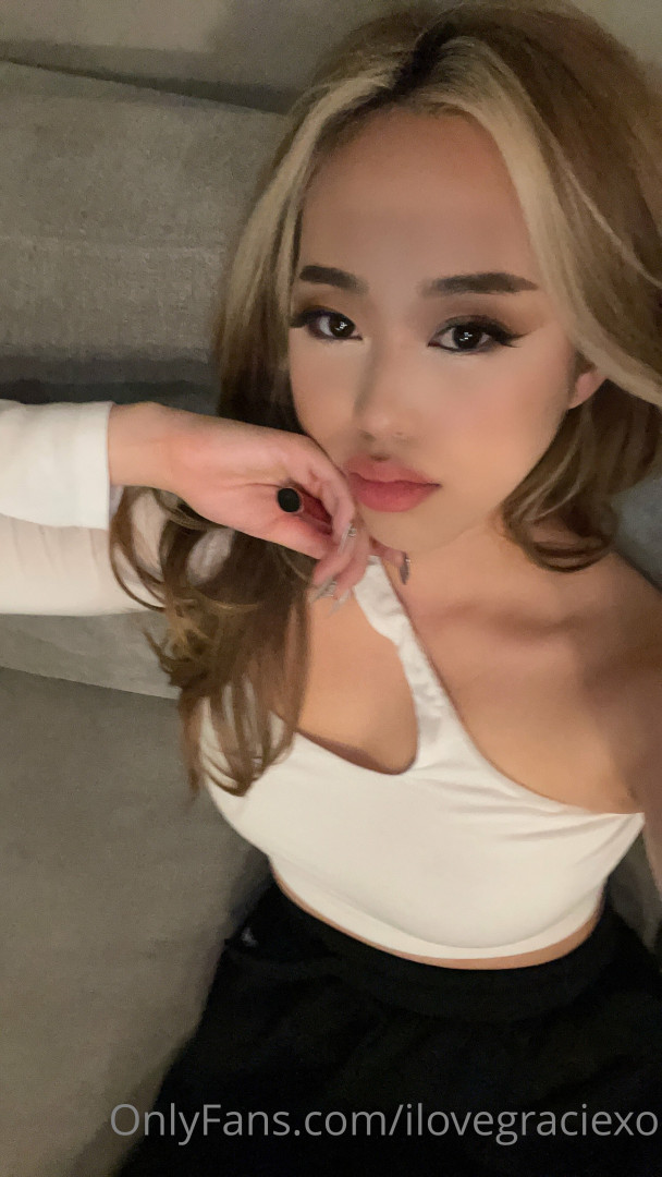 Photo by ilovegraciexo published on October 16,2023 21:55:00 - BestThots