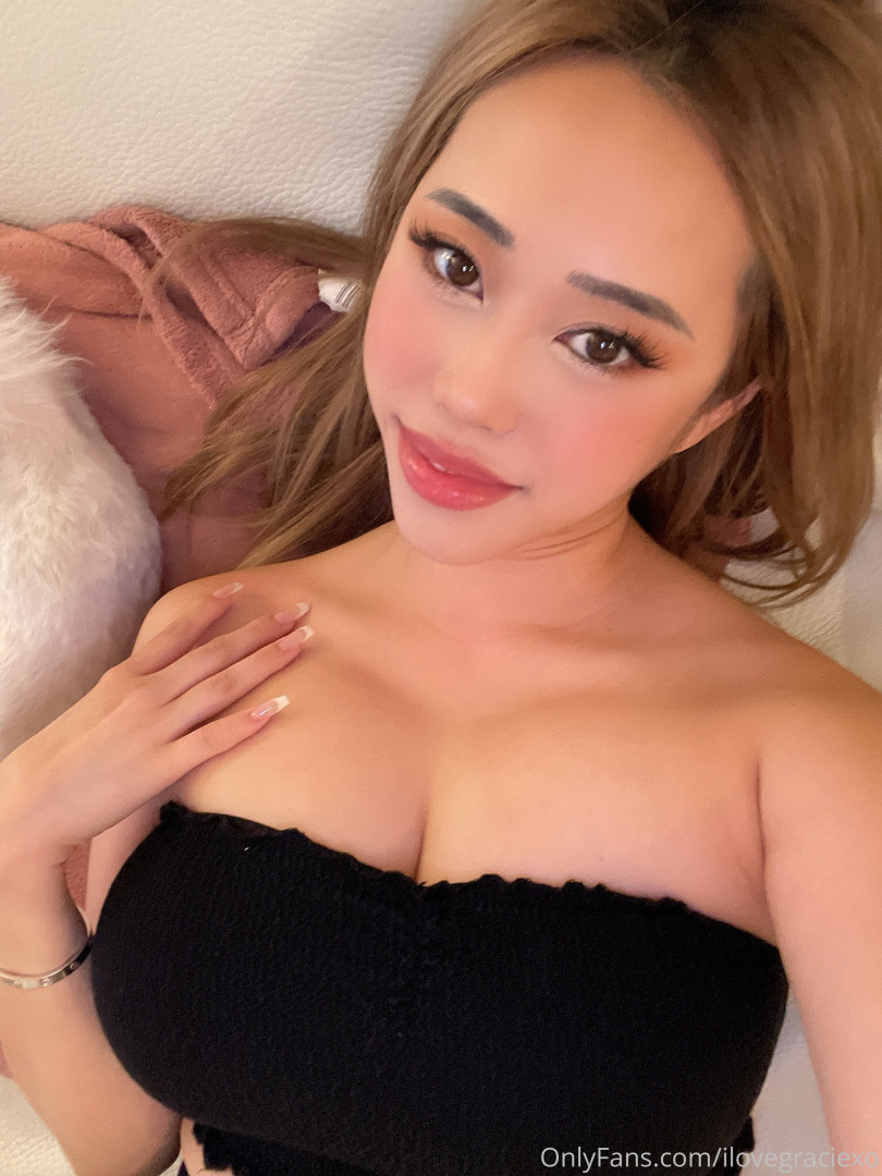 Photo by ilovegraciexo published on October 16,2023 22:09:51 - BestThots