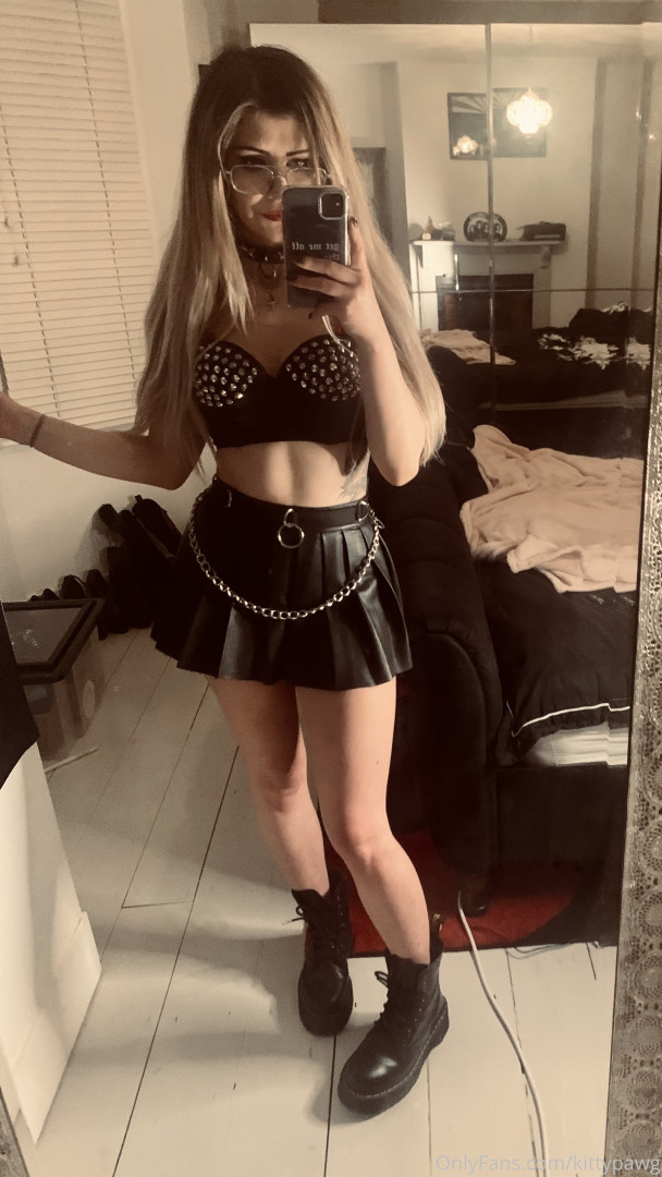Photo by kittypawg published on June 16,2023 20:00:16 - BestThots