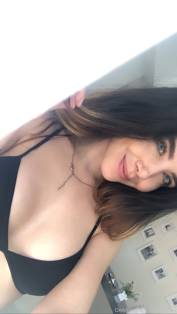 Photo by lucyisloud published on October 16,2023 05:13:40 - BestThots