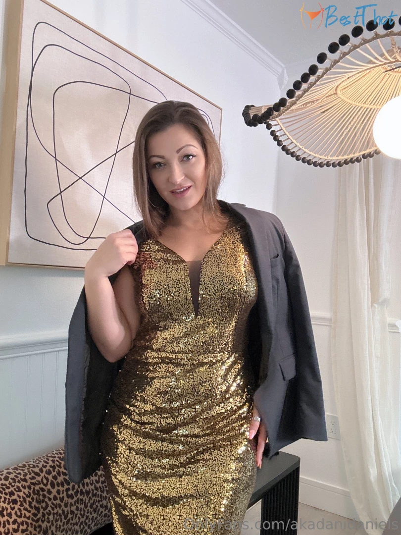 akadanidaniels #9804635