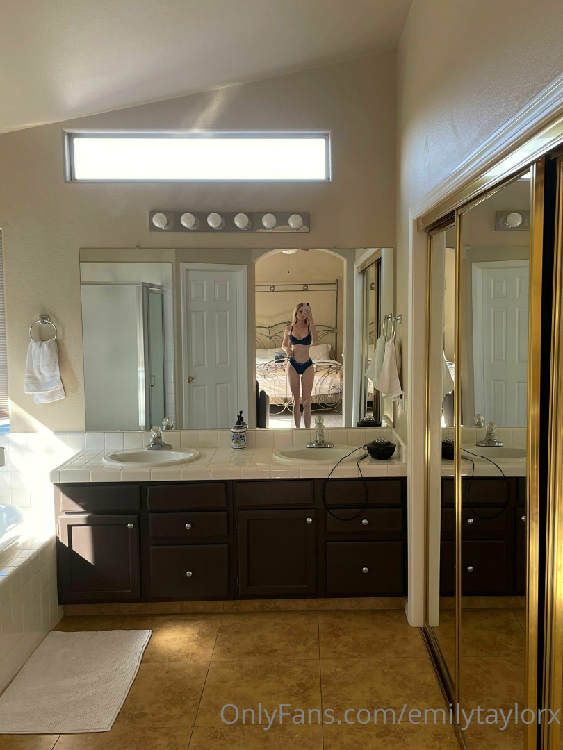 Photo by emilytaylorx published on August 1,2023 17:20:06 - BestThots