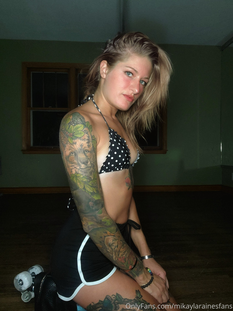 Photo by mikaylarainesfans published on June 24,2023 11:29:39 - BestThots