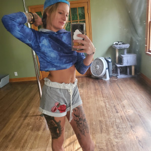 mikaylarainesfans #1937541