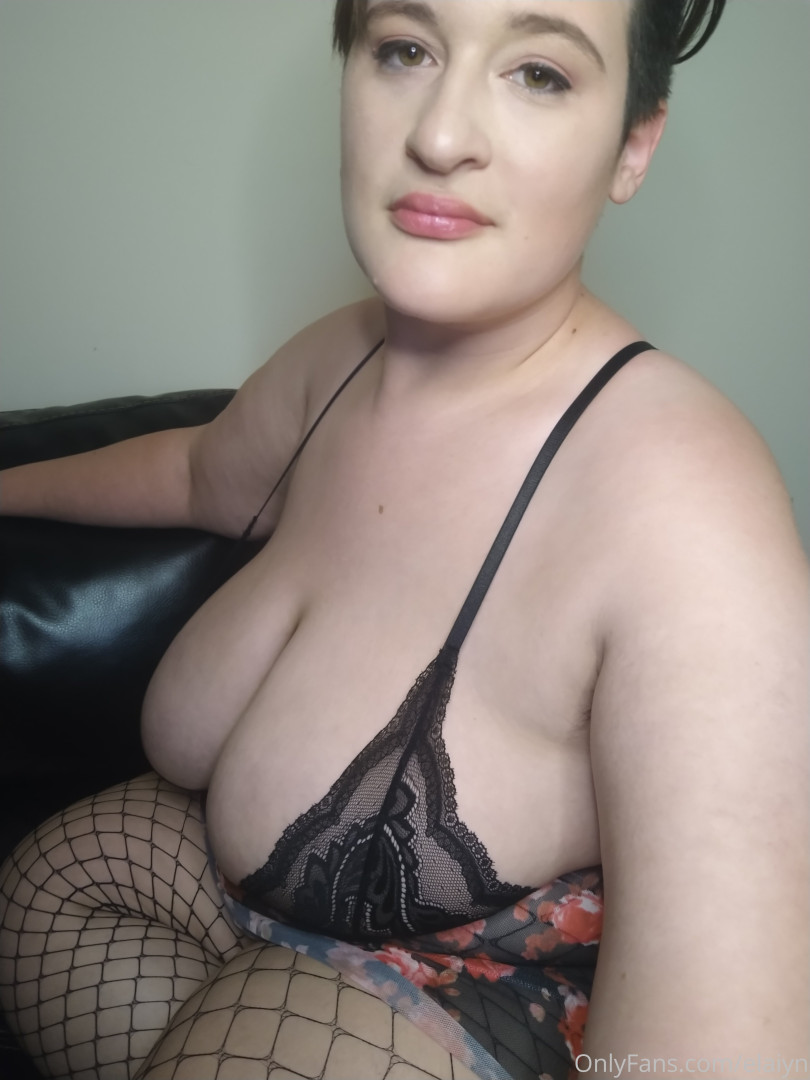 Photo by andromedaswitchfree published on October 16,2023 19:05:22 - BestThots