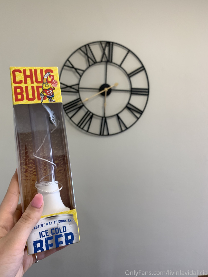 Photo by aliciashottakes published on May 31,2023 16:15:08 - BestThots