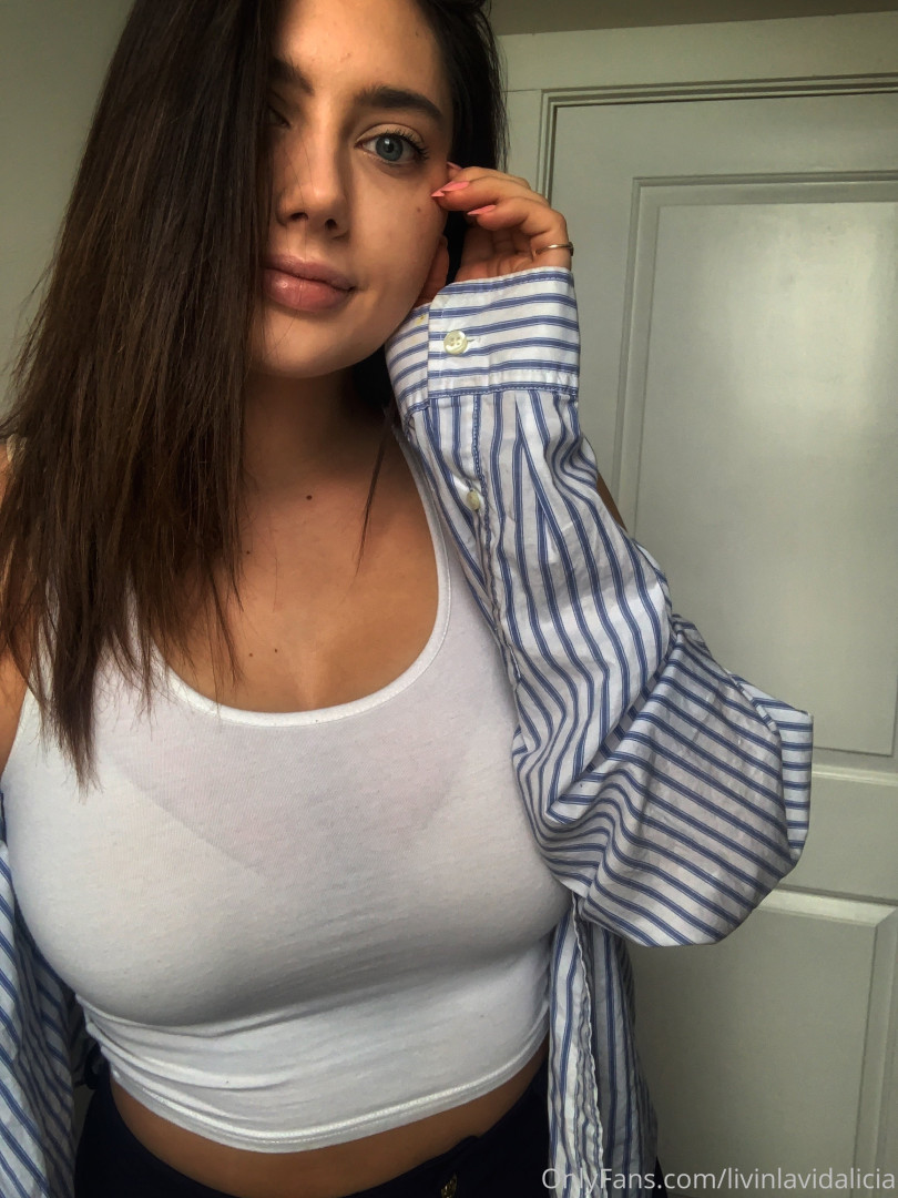 Photo by aliciashottakes published on May 31,2023 16:15:54 - BestThots