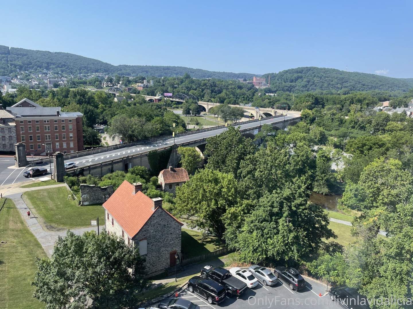 Photo by aliciashottakes published on May 31,2023 16:15:59 - BestThots