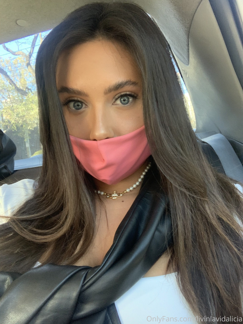 Photo by aliciashottakes published on May 31,2023 16:17:59 - BestThots