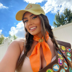 aliciashottakes #8346652