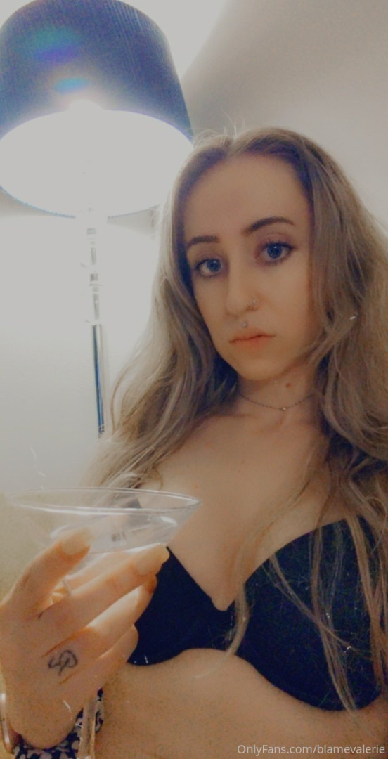 Photo by blamevalerie published on October 11,2023 18:41:11 - BestThots