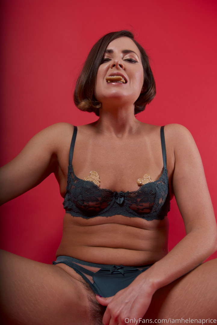 Photo by iamhelenaprice published on October 17,2023 06:01:13 - BestThots