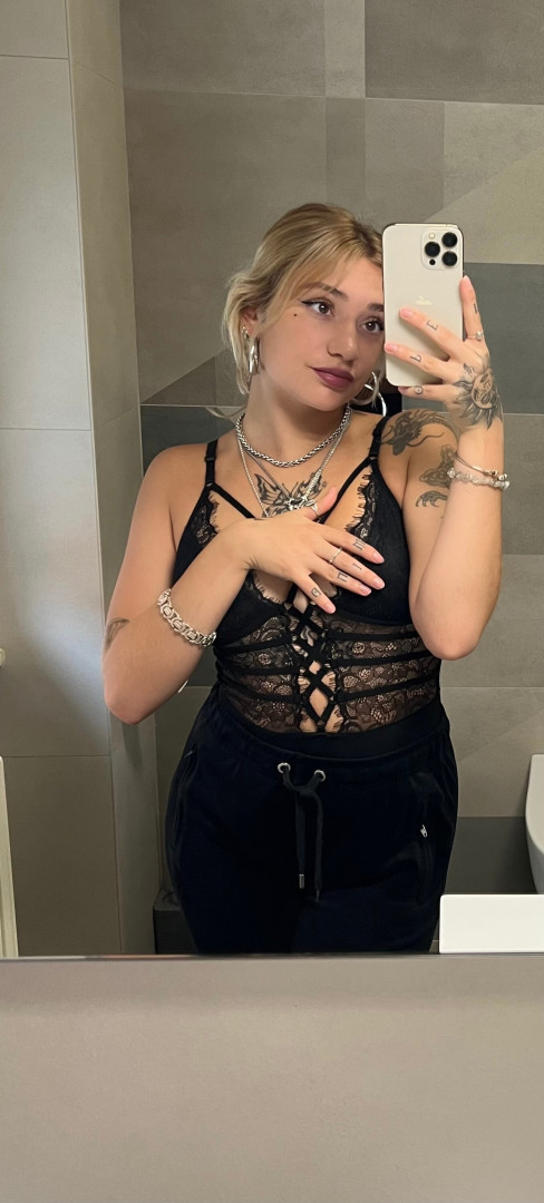 Photo by mrsjuicyass published on October 13,2023 18:18:04 - BestThots
