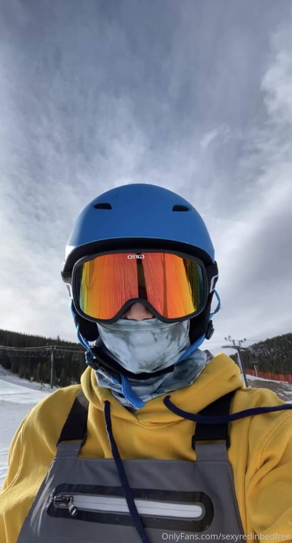 Photo by sexyredinbedfree published on June 24,2023 10:22:20 - BestThots