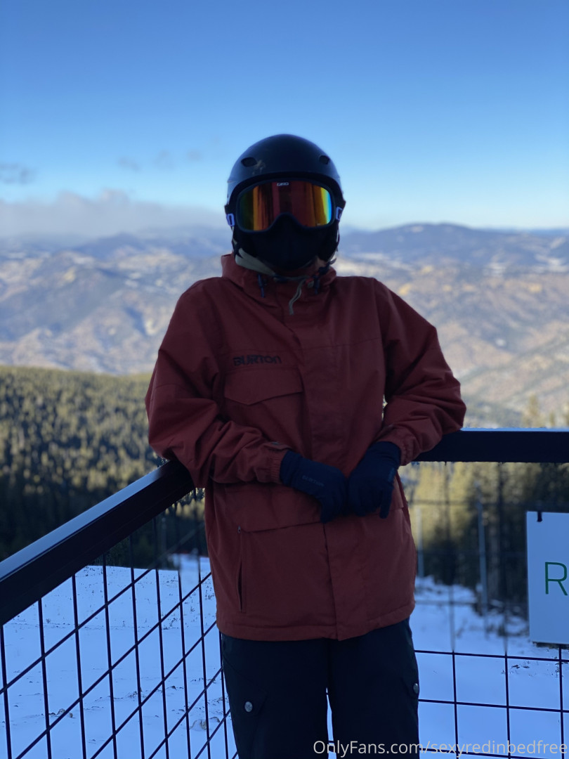 Photo by sexyredinbedfree published on June 24,2023 10:23:58 - BestThots