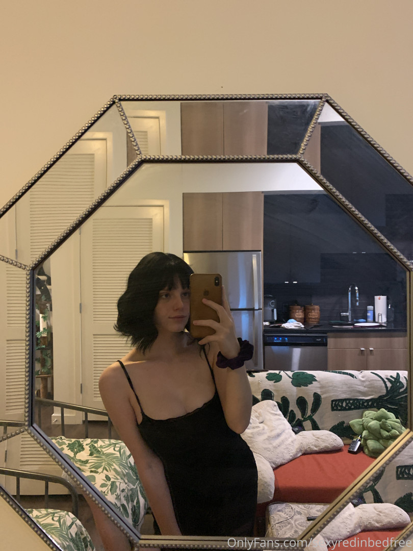 Photo by sexyredinbedfree published on June 24,2023 10:24:27 - BestThots