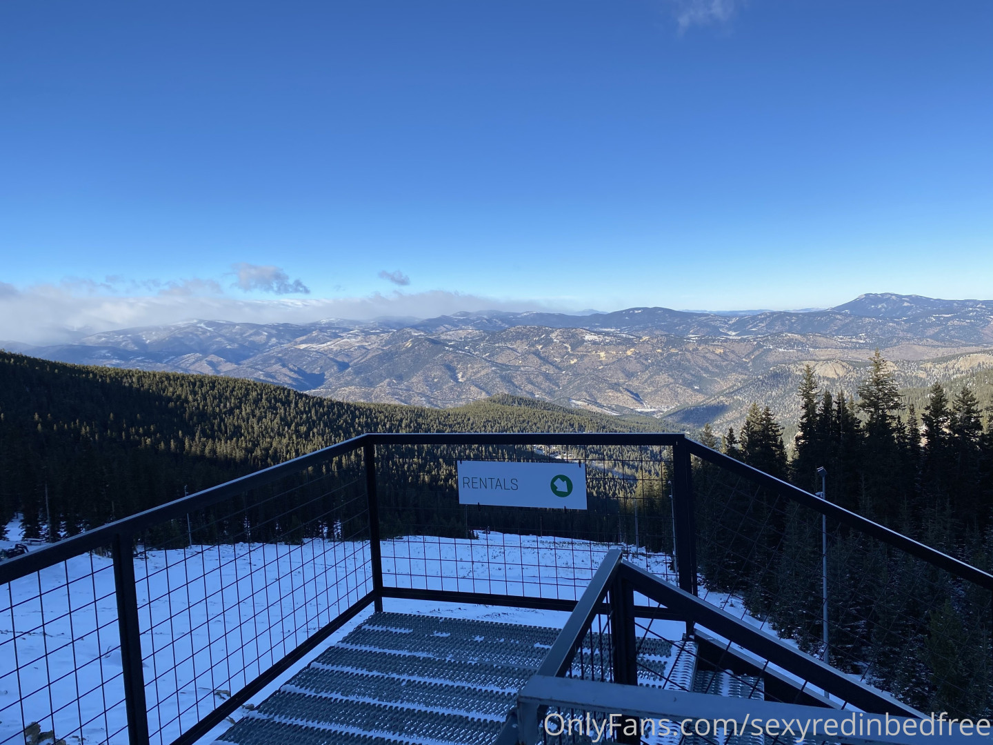 Photo by sexyredinbedfree published on June 24,2023 10:26:20 - BestThots