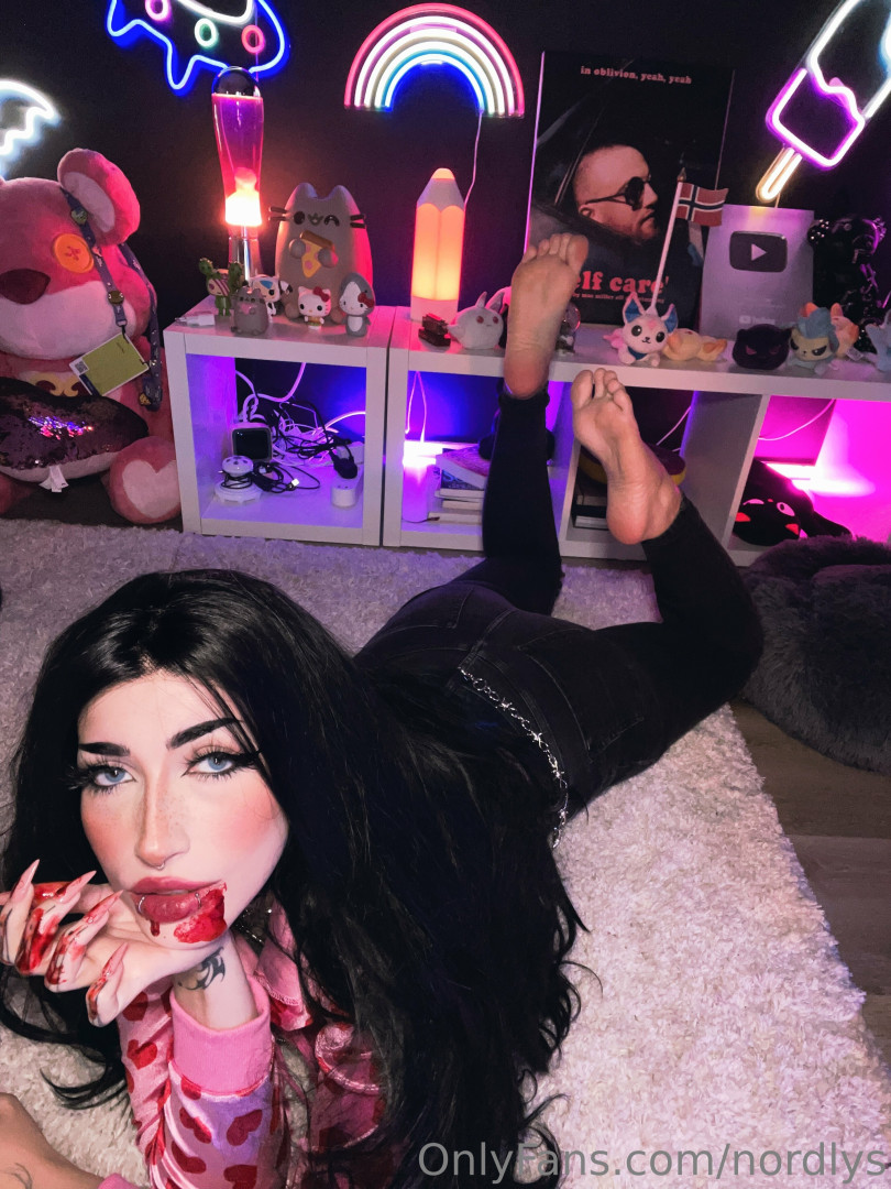 Photo by nordlys published on October 12,2023 22:33:26 - BestThots