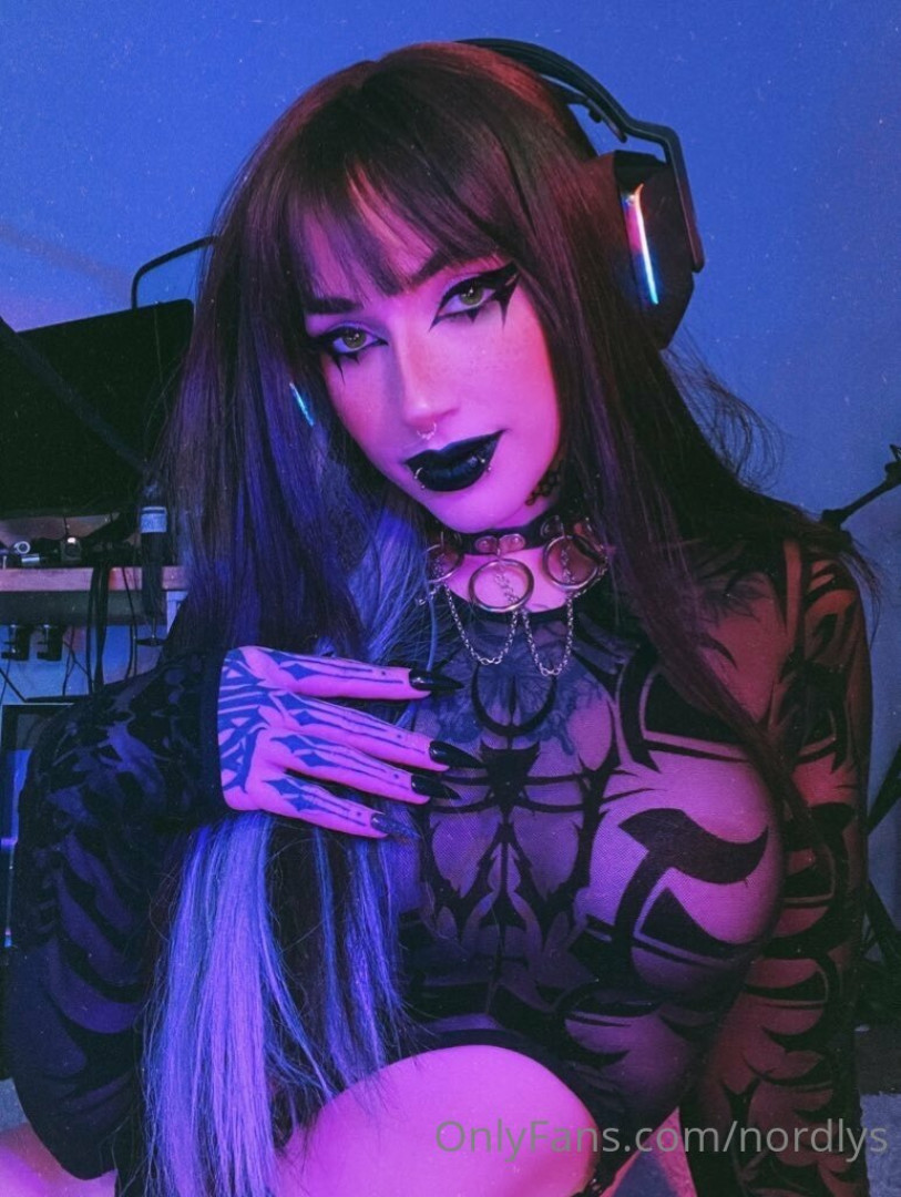 Photo by nordlys published on October 12,2023 23:42:58 - BestThots