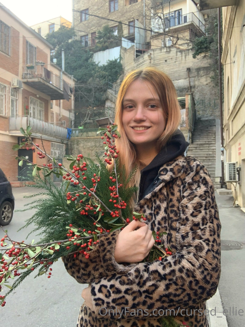 Photo by cursed_ellie published on January 11,2024 23:04:49 - BestThots