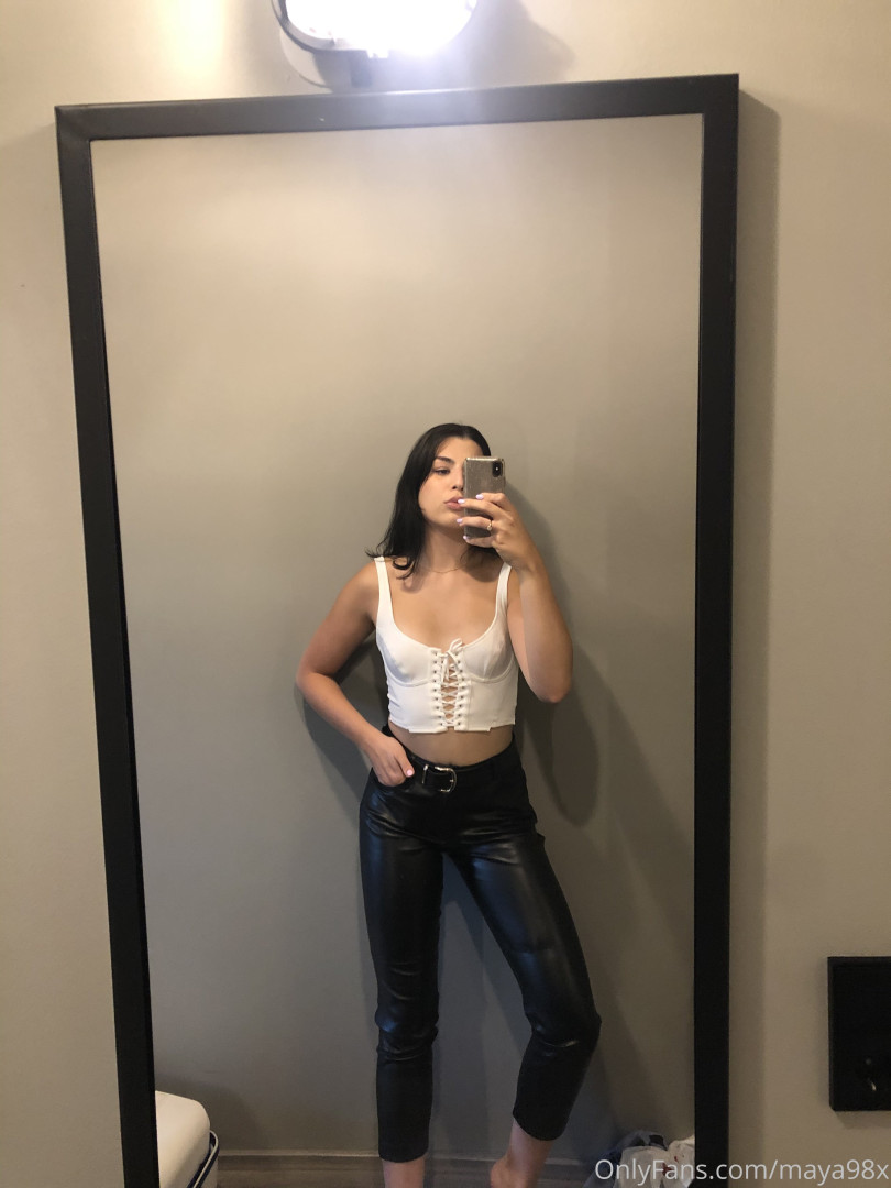 Photo by mayaspage published on October 11,2023 21:15:50 - BestThots